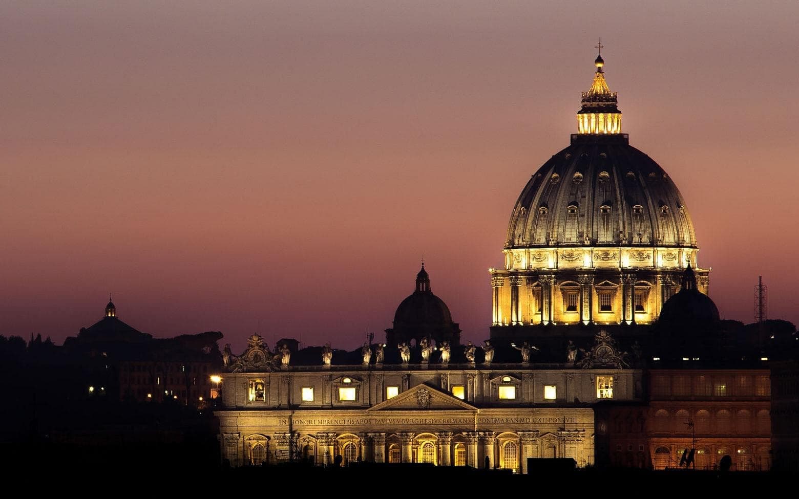 Rome: Budget-friendly live guide: St. Peter's & Papal Tombs