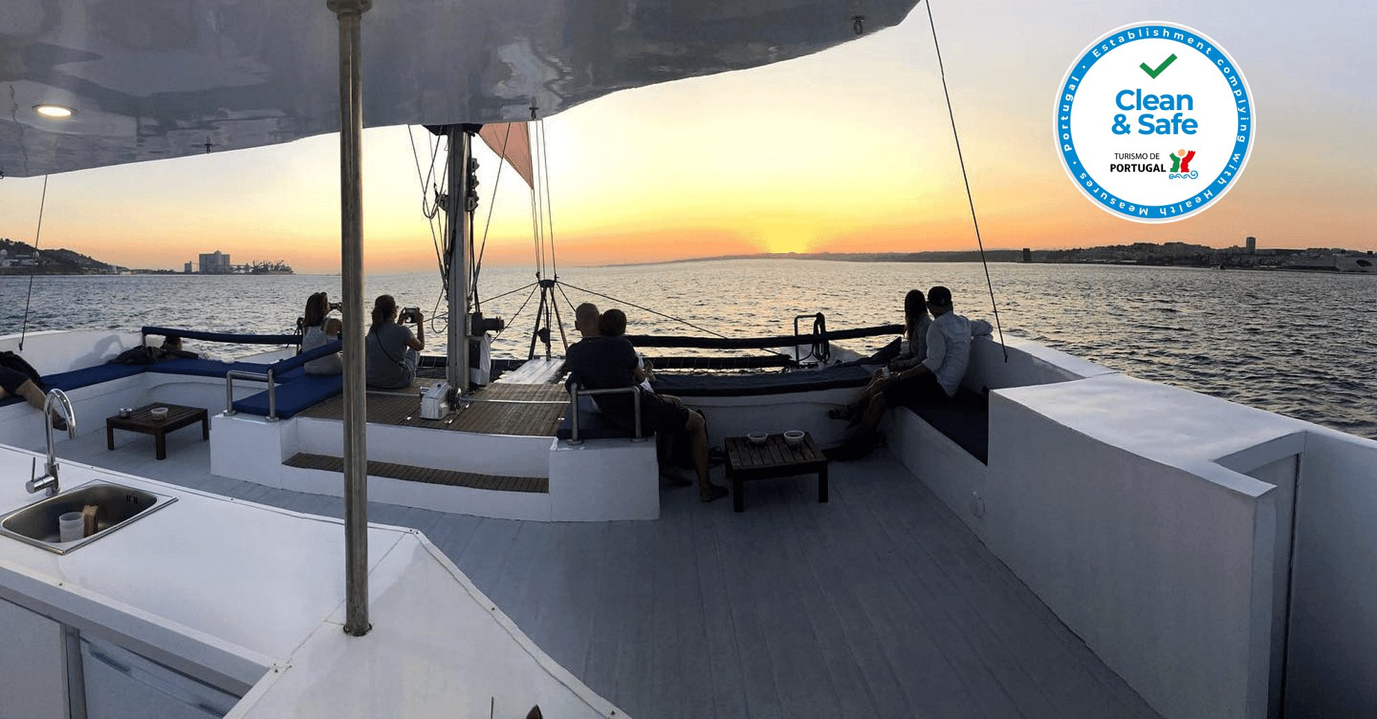 Lisbon Sunset Catamaran Cruise on The Tagus River